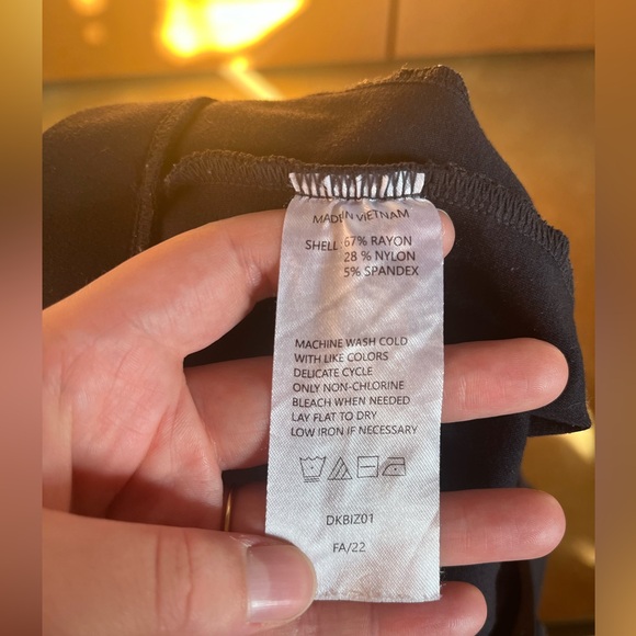 Quince women’s size L ultra stretch ponte bootcut pants - navy blue - 32” inseam - Picture 3 of 5